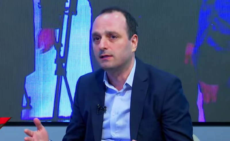 კალაძე არის აბსოლუტურად დოყლაპია მმართველი, რომლის ქვეშაც ყველა კორუმპირებულია - ირაკლი აბესაძე