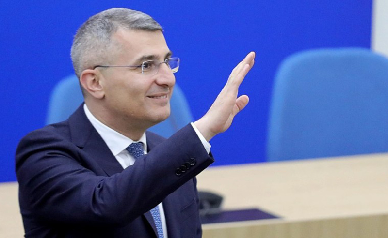 ამერიკის საელჩო მდინარაძის შტატებში ვიზიტზე განმარტებას აკეთებს 
