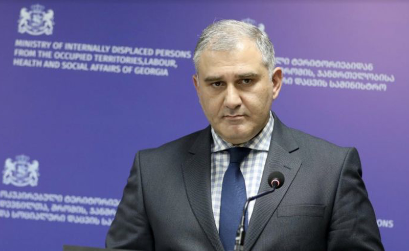 სოცდაუცველთა ბაზაში რეგისტრირებულები არიან ოჯახები, რომელთაც შეძენილი აქვთ იმავე წელს გამოშვებული ავტომანქანა - სარჯველაძე