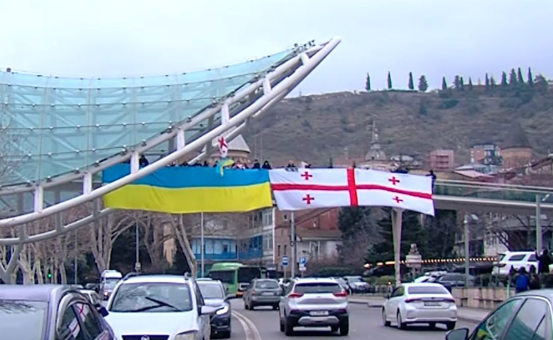 მერიას თბილისის ანძის უკრაინის ფერებში განათების თხოვნით მიმართეს - აქტივისტებს პასუხი არ მიუღიათ