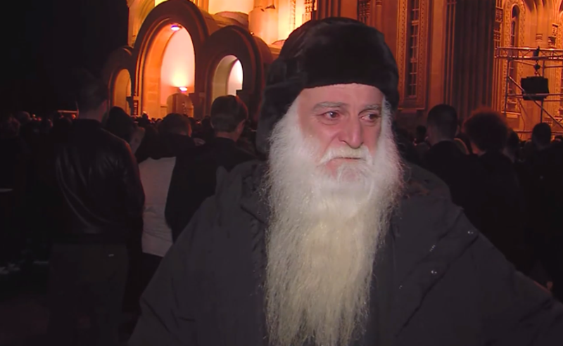 "მის გარეშე მე არ ვიცი აწი..." - მამა დოროთე პატრიარქს ემშვიდობება 