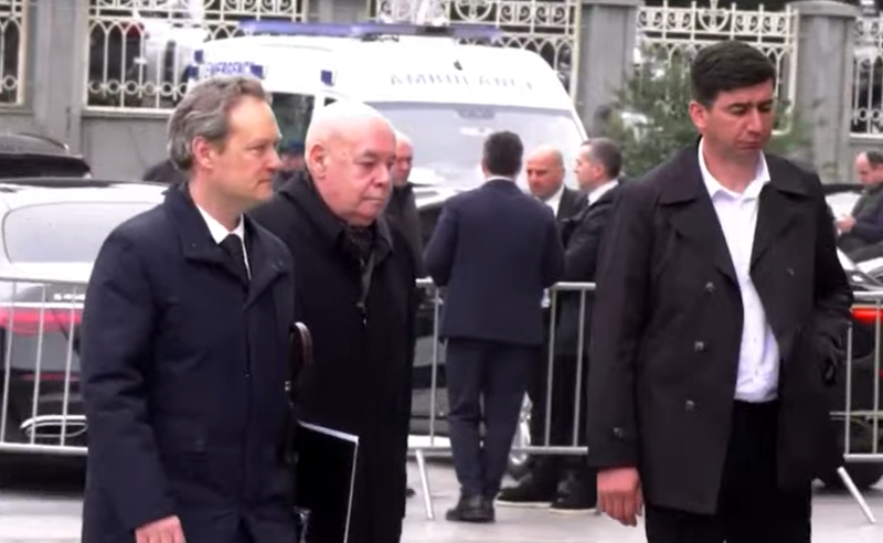 ილია II-ის დაკრძალვას უცხოური დელეგაციები ესწრებოდნენ - სამებაში იყო პუტინის სპეცწარმომადგენელიც 