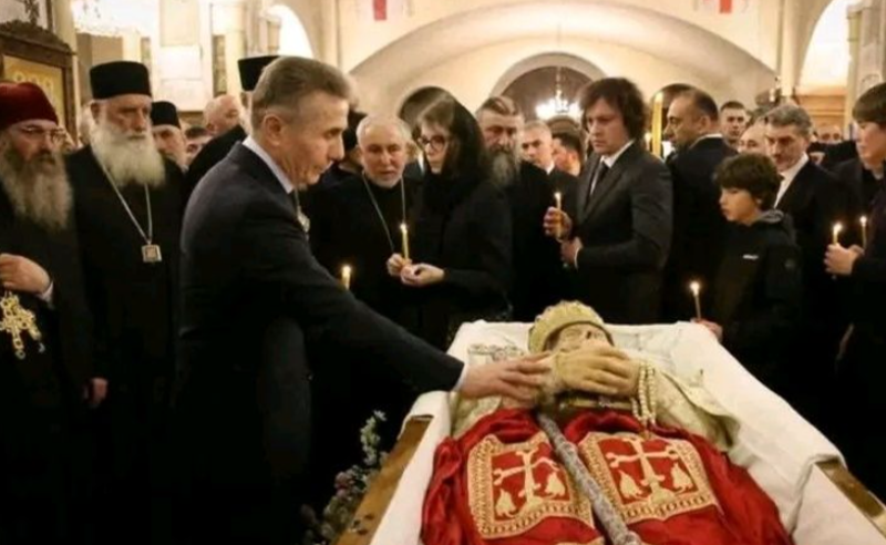 ივანიშვილმა ვანო ჩხარტიშვილის პირით პატრიარქს გადადგომა შესთავაზა - სააკაშვილის სკანდალური განცხადება 