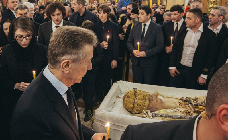 სუსის ფაილები: ივანიშვილი ილია II-ს გადადგომას მის სიცოცხლეშივე სთხოვდა