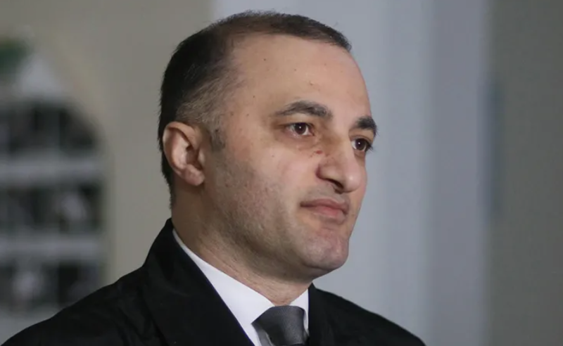 "პირველების" ინფორმაციით, აჭარის უმაღლესი საბჭოს თავმჯდომარე, სავარაუდოდ, პოსტის დატოვებას გეგმავს