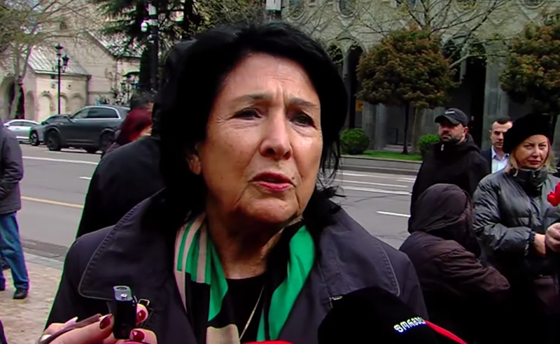 "ქართული ოცნება" საქართველოს და მის დამოუკიდებლობას ყიდის -  ზურაბიშვილი 9 აპრილის მემორიალთან