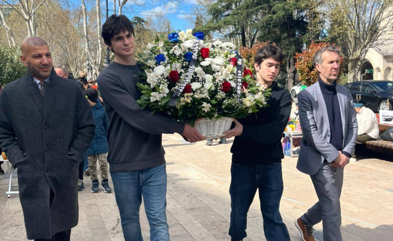 საფრანგეთის საელჩო 9 აპრილთან დაკავშირებით განცხადებას ავრცელებს