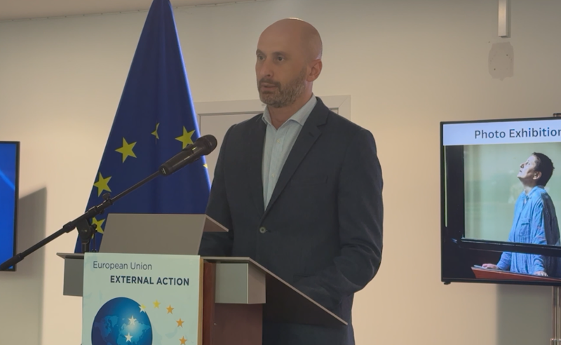 ფოტოგამოფენა ბრიუსელში: "საქართველო ფოკუსში" - დამთვალიერებელს სიტყვით გურამ როგავამ მიმართა 