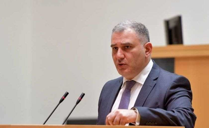"ეს არის უსინდისობა და ამორალობა" - ხმაური პარლამენტში