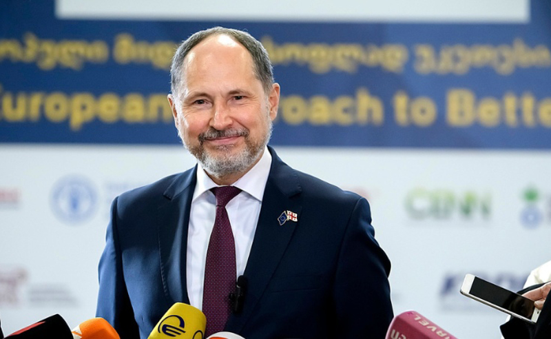 ევროკავშირის ელჩი: ჩვენ საქართველოს ველით - სამწუხაროდ, დრო გადის და ბევრ დროს ვკარგავთ, ტანგოს კი ორი ცეკვავს
