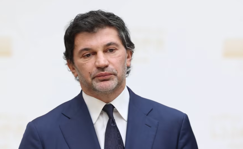 კიდევ ერთხელ დადასტურდა ის, რომ კანონის წინაშე ყველანი თანასწორნი ვართ - კალაძე პოლიციელების დაკავებაზე 