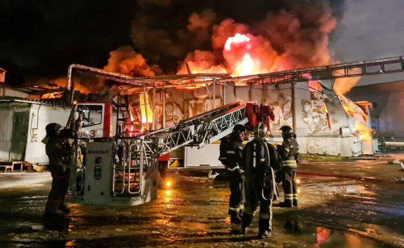რუსეთის ქალაქ ტაგანროგის პორტს დრონებით თავს დაესხნენ