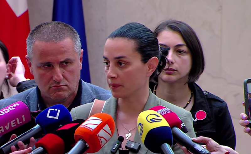 "ეს არის გამარჯვება" - დიუშენით დაავადებული ბავშვების მშობლები პროტესტს წყვეტენ 