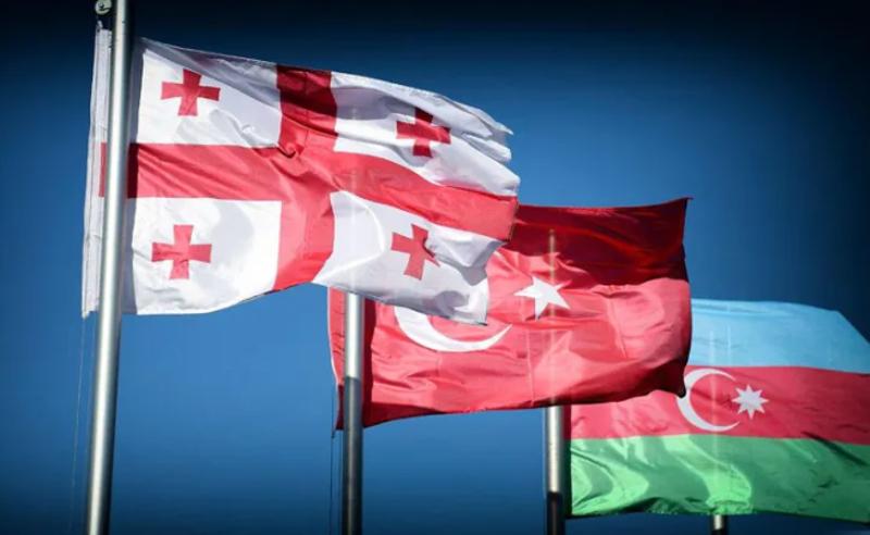 სტამბოლში დღეს საქართველოს, თურქეთისა და აზერბაიჯანის საგარეო საქმეთა მინისტრების რიგით მეათე შეხვედრა გაიმართება