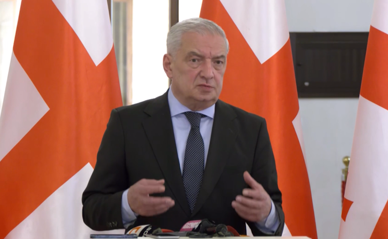 "ოცნება" ხოშტარიას წინააღმდეგ -  პარტიაში ამბობენ, რომ დაკავებული ჯანმრთელობის მდგომარეობას პოლიტიკური მიზნებისთვის იყენებს