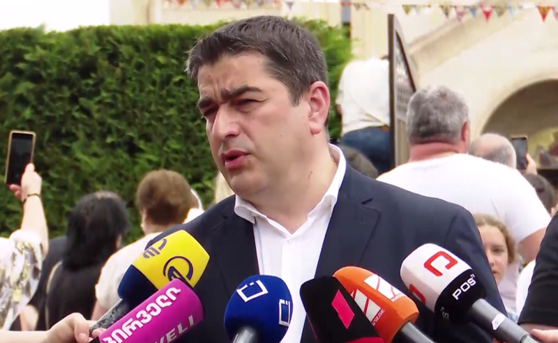 პაპუაშვილი 8 ოპოზიციონერ ლიდერს განაჩენის გამოცხადებამდე აცხადებს დამნაშავეებად 
