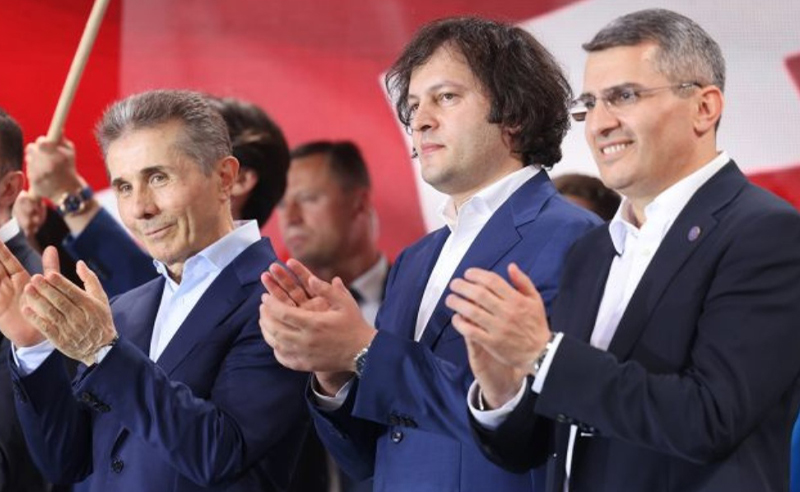ივანიშვილის გარემოცვის ყოფილი წევრი ხსნის, რატომ არის მდინარაძის ჩამოშორება ძალოვნებისგან კობახიძის "სტერილიზაცია"