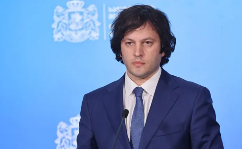 კობახიძე ამჟამინდელი და წინა მთავრობის დროს რუსეთისადმი განწყობებზე ვრცელ განცხადებას ავრცელებს