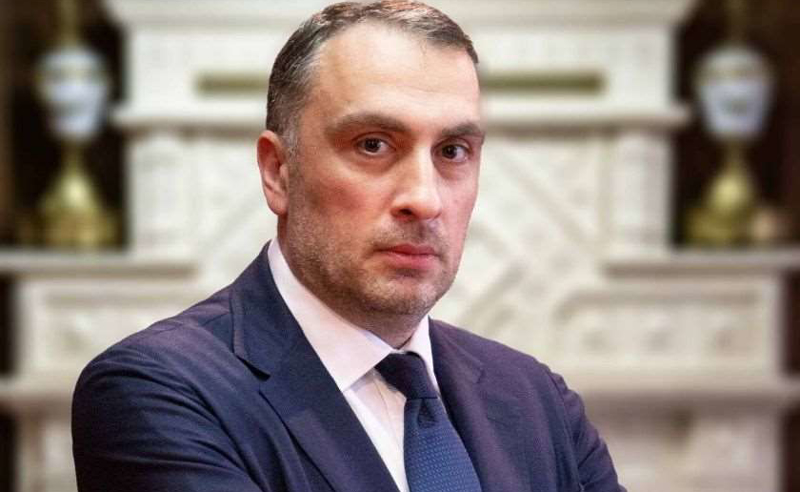ვინც სცენიდან ასე ლამაზად მიდის, ბოლომდე მშვიდი ვერ იქნება - ვიქტორ ყიფიანი ვანო ზარდიაშვილზე