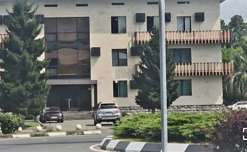 ოზურგეთის მერიაში გადადგომების სერია დაიწყო