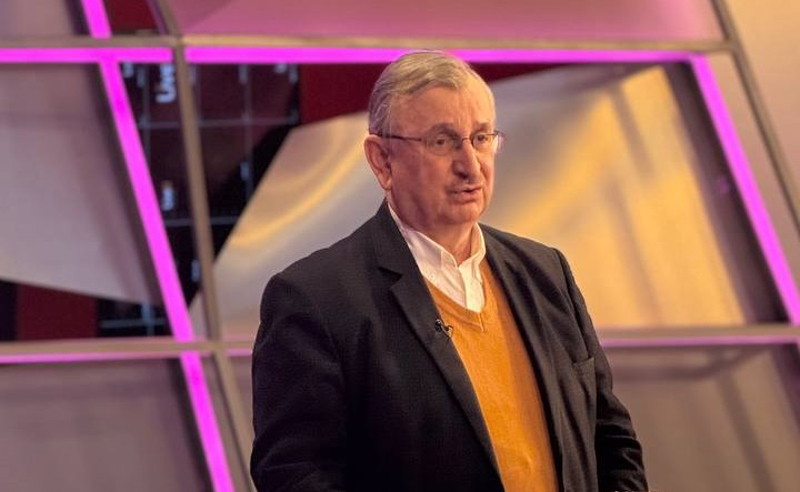 რომან გოცირიძე: ივანიშვილი ერეკლე მეორეა, რუსეთში დაბრუნება კი ქვეყნისთვის აუცილებელი - ეს იყო კობახიძის ბრიფინგის მიზანი