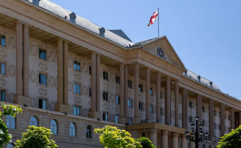 სასამართლოში ავალიანის საქმეზე, შს მინისტრის ყოფილი მოადგილის, მერაბ მალანიას შვილის პროცესი მიმდინარეობს