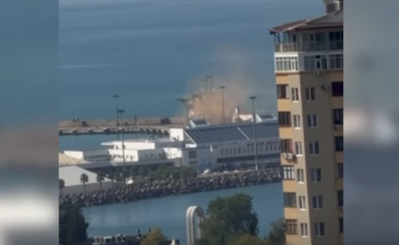 უკრაინამ სოჭის პორტში რუსული დროშის ქვეშ მცურავ ხომალდს დაარტყა