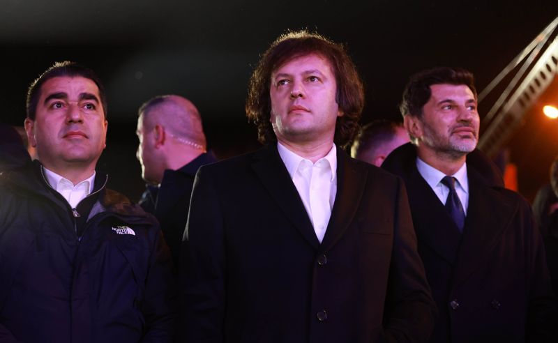 "კობახიძე ფაქტობრივად პრემიერი აღარც არის, რომ შეხედავ მიხვდები, რომ ძალაგამოცლილია" - არმაზ ახვლედიანი
