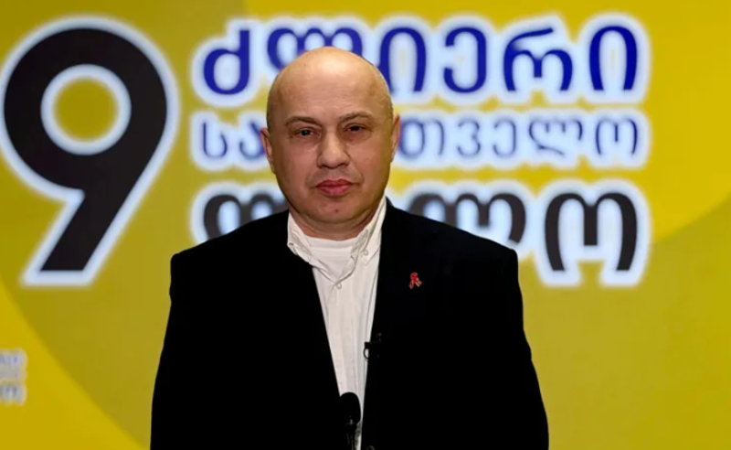 მოვითხოვთ, სახელმწიფომ პენსიონერებისა და შშმ პირებისთვის თანადაფინანსების პროგრამა შემოიღოს - ვატო სურგულაძე