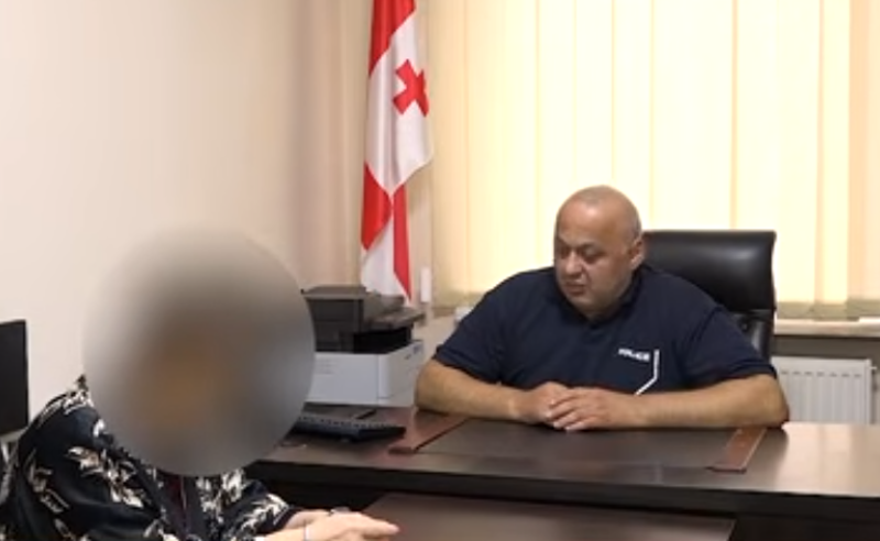 თერთმეტი დაზარალებული და თაღლითურად მითვისებული მილიონ ნახევარზე მეტი - დაკავებულია ერთი პირი 
