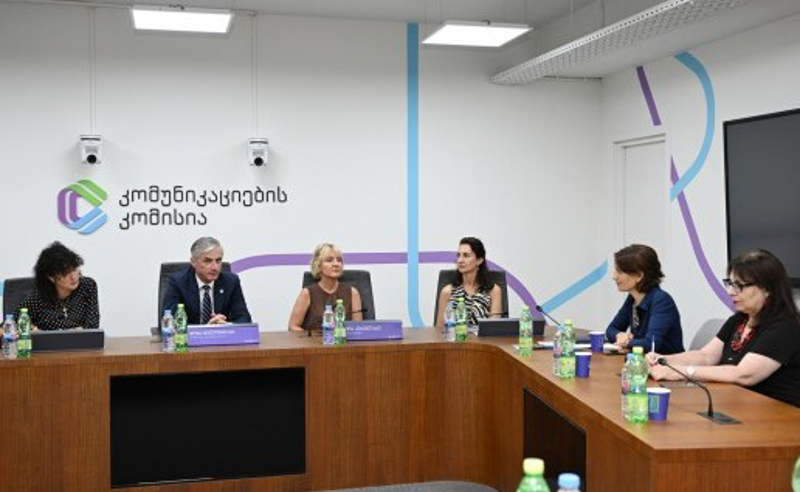 კომუნიკაციის კომისიასა და UNICEF-ს შორის სამუშაო შეხვედრა გაიმართა
