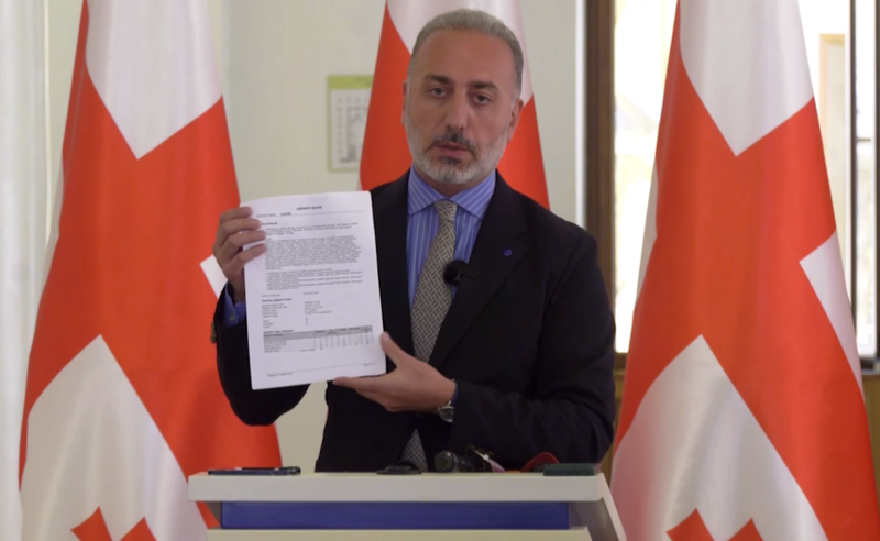 როგორ ხსნიან გახარიას გუნდში "ოცნების" 55 დეპუტატის თავშეკავებას და 16 მწვანე ღილაკს
