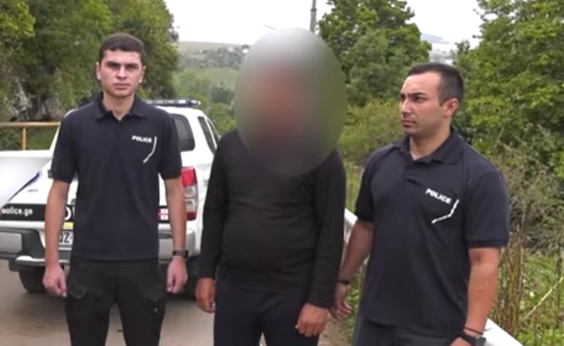 დააკავეს კაცი, რომელმაც მეგობარ ქალი სცემა