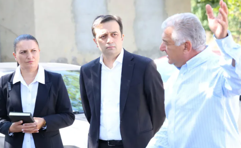 სახალხო დამცველი საოკუპაციო ხაზთან მდებარე სოფლებში ჩავიდა 