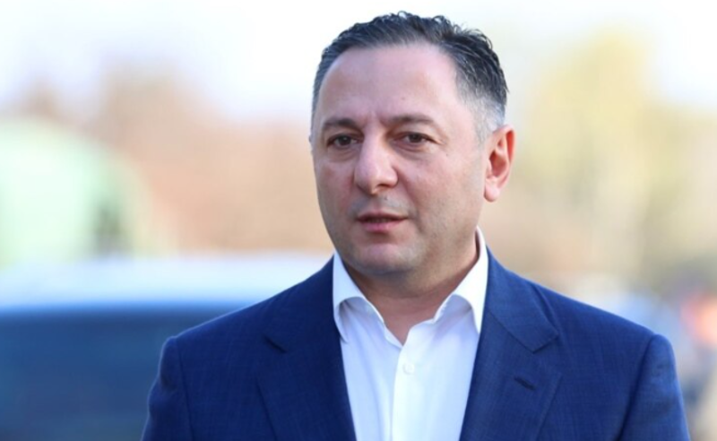 გომელაურმა პოლიტიკაში მოსვლის შესახებ დასმულ კითხვას უპასუხა
