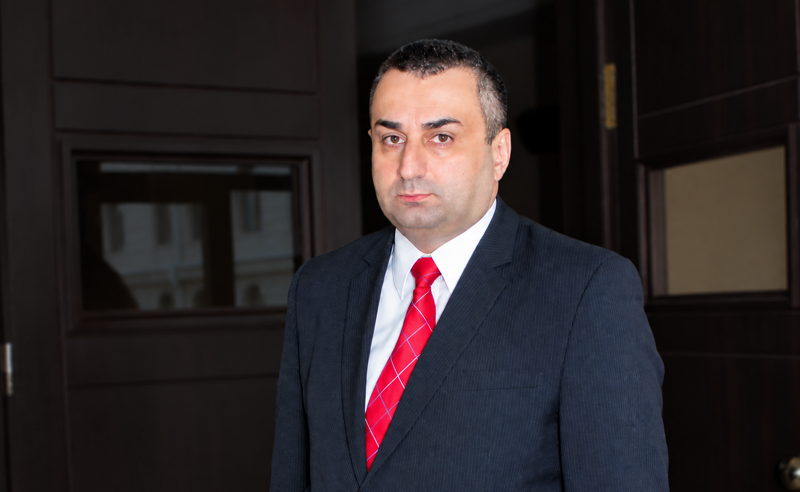 მთლად სახუმაროც არ არის ეს სანქცია, ვერცერთი ბანკი ვერ მომემსახურება - მჟავანაძე ბრიტანეთის სანქციებზე
