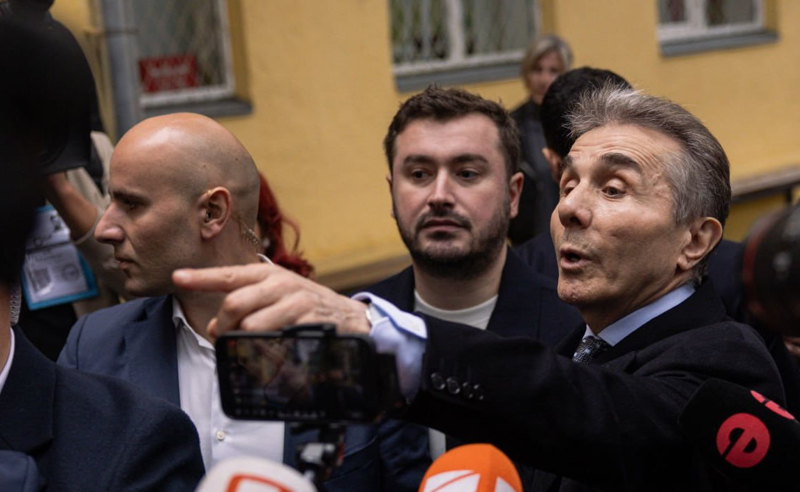 ოპოზიცია ვარაუდობს, რომ მდინარაძის გარემოცვის ბედს ივანიშვილი უმრავლესობის სხდომაზე გადაწყვეტს