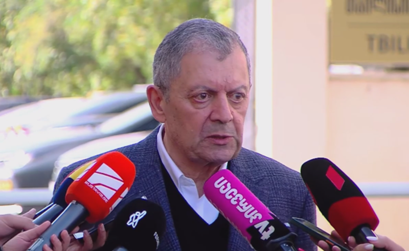 ექს-პრემიერის ადვოკატი: მიმაჩნია, რომ ირაკლი ღარიბაშვილი უნდა დაესწროს სასამართლო პროცესს
