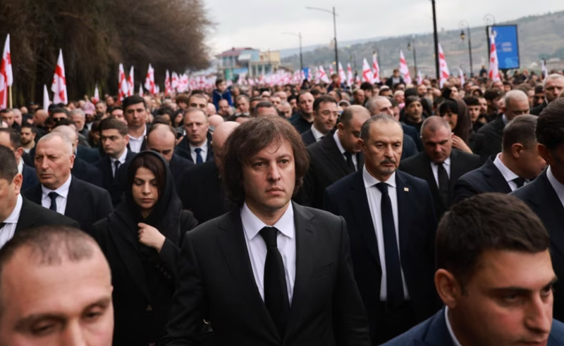 კობახიძე ასაჯაროებს სიას, ვის ჩაერიცხა პატრიარქის დაკრძალვის დღის ორგანიზებისთვის თანხა