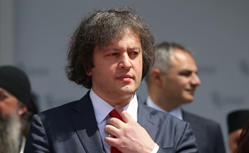 პლენუმის მიერ გადაწყვეტილების გამოცხადებამდე, კობახიძე ამბობს, რომ პარტიების არაკონსტიტუციურად გამოცხადება "აუცილებელია" 