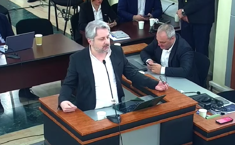 გვარამია ნადარაიას: რა გინდათ აბა, ავიღო წულუკიანის დასკვნა და გიპასუხოთ, შესაძლებელია თუ არა ადამიანი მერვე სართულიდან გადავარდეს და სახურავზე აღმოჩნდეს? 